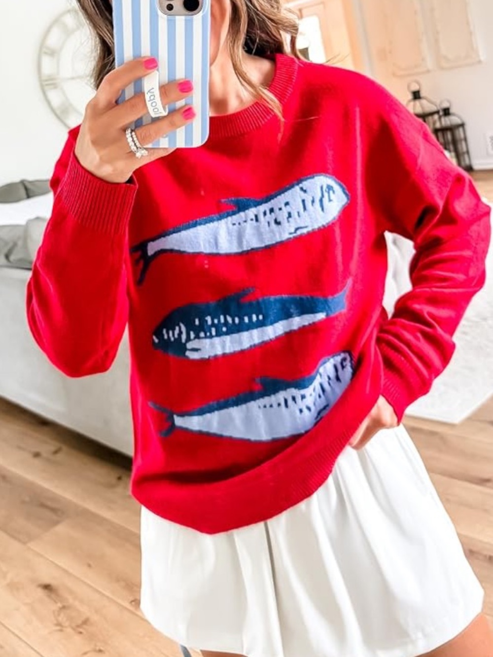 Red Crewneck Sweater with Blue Fish Motif🚌